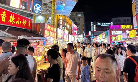 zhuhai restaurants|What to do in Zhuhai, from Novotown’s movie theme park to the .
